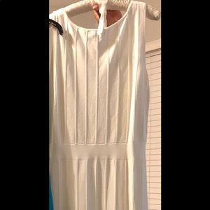 White/Dark Green Eva Mendes Dress Size L